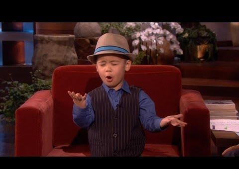 Garotinho de 4 anos fazendo cover de Bruno Mars